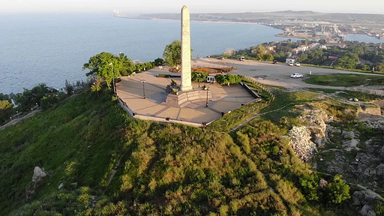 Старая Керченская звёздная крепость (Митридат)